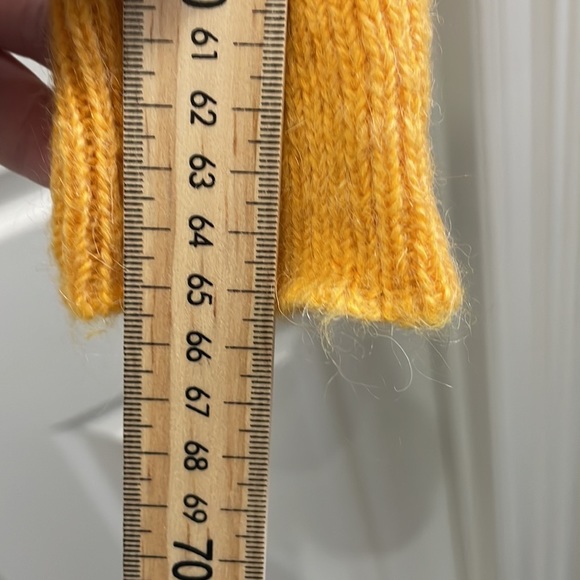 Aritizia wilfred - yellow alpaca sweater - small - Picture 7 of 10
